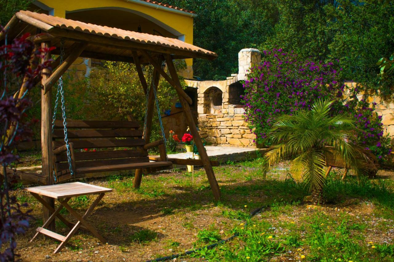 Villa-Maria Triopetra Luaran gambar