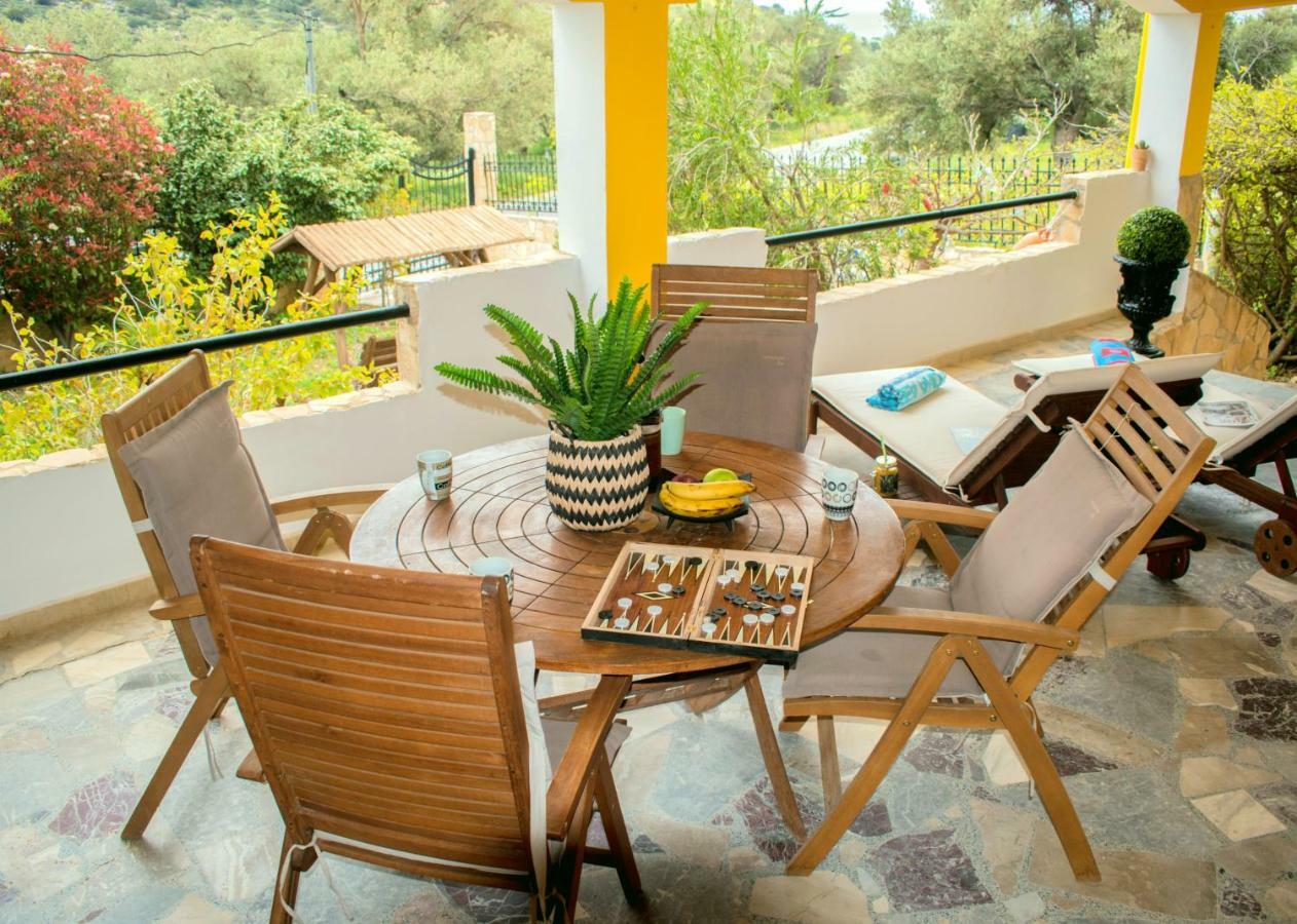 Villa-Maria Triopetra Luaran gambar