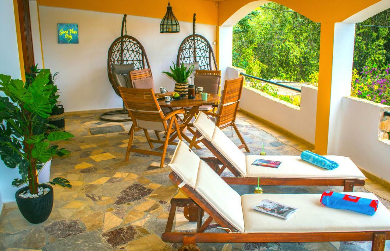 Villa-Maria Triopetra Luaran gambar